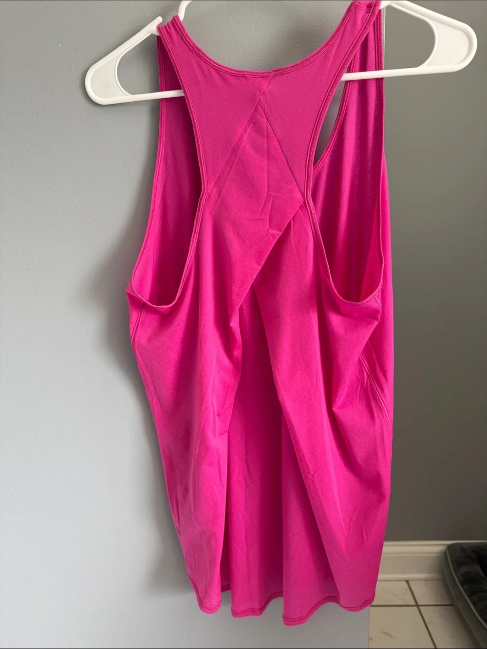 lululemon athletica Fuchsia Scoop Neck Racerback Tank